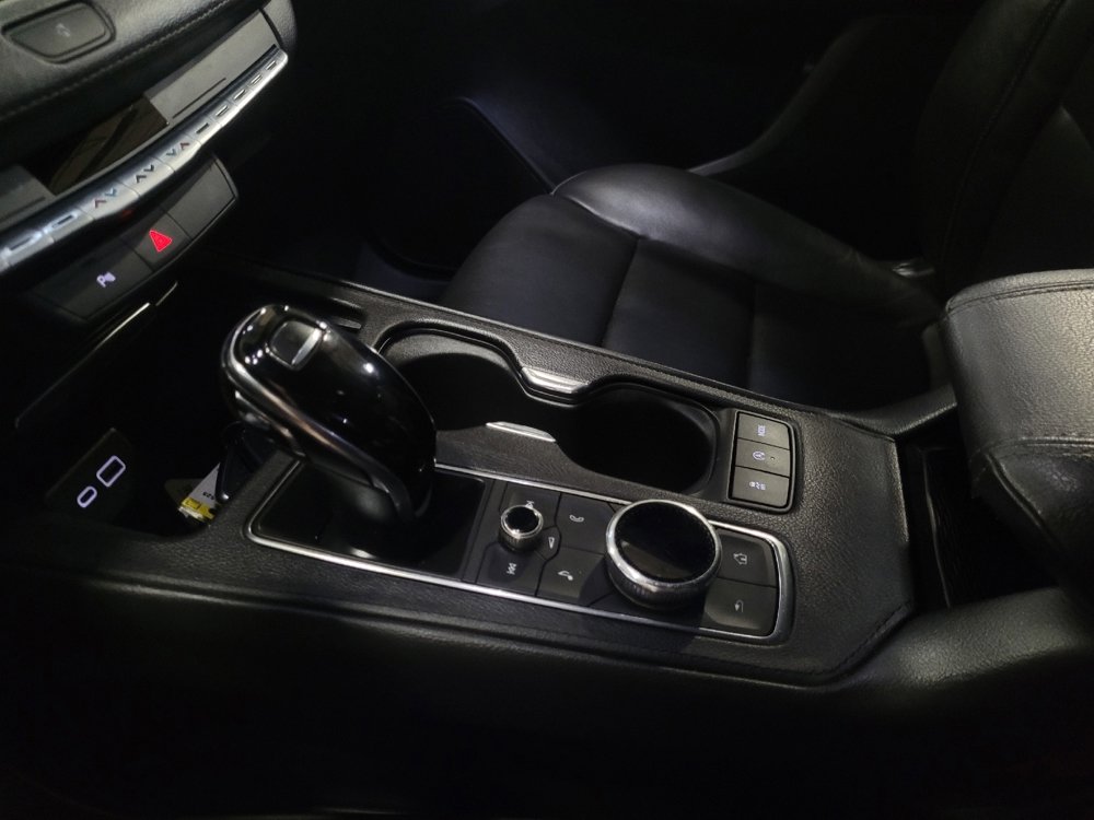 Used 2020 Cadillac XT4 Premium Luxury image 26