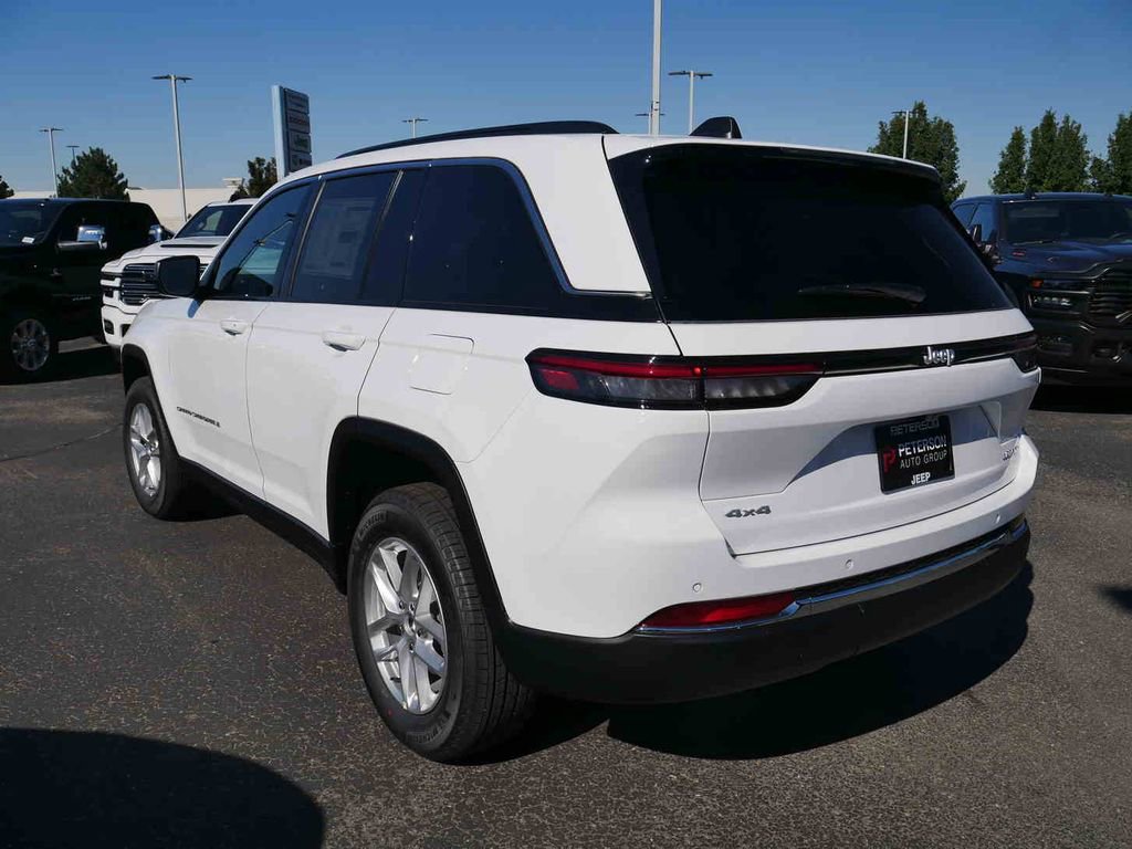 New 2025 Jeep Grand Cherokee Laredo X w/ Luxury Tech Group I image 13