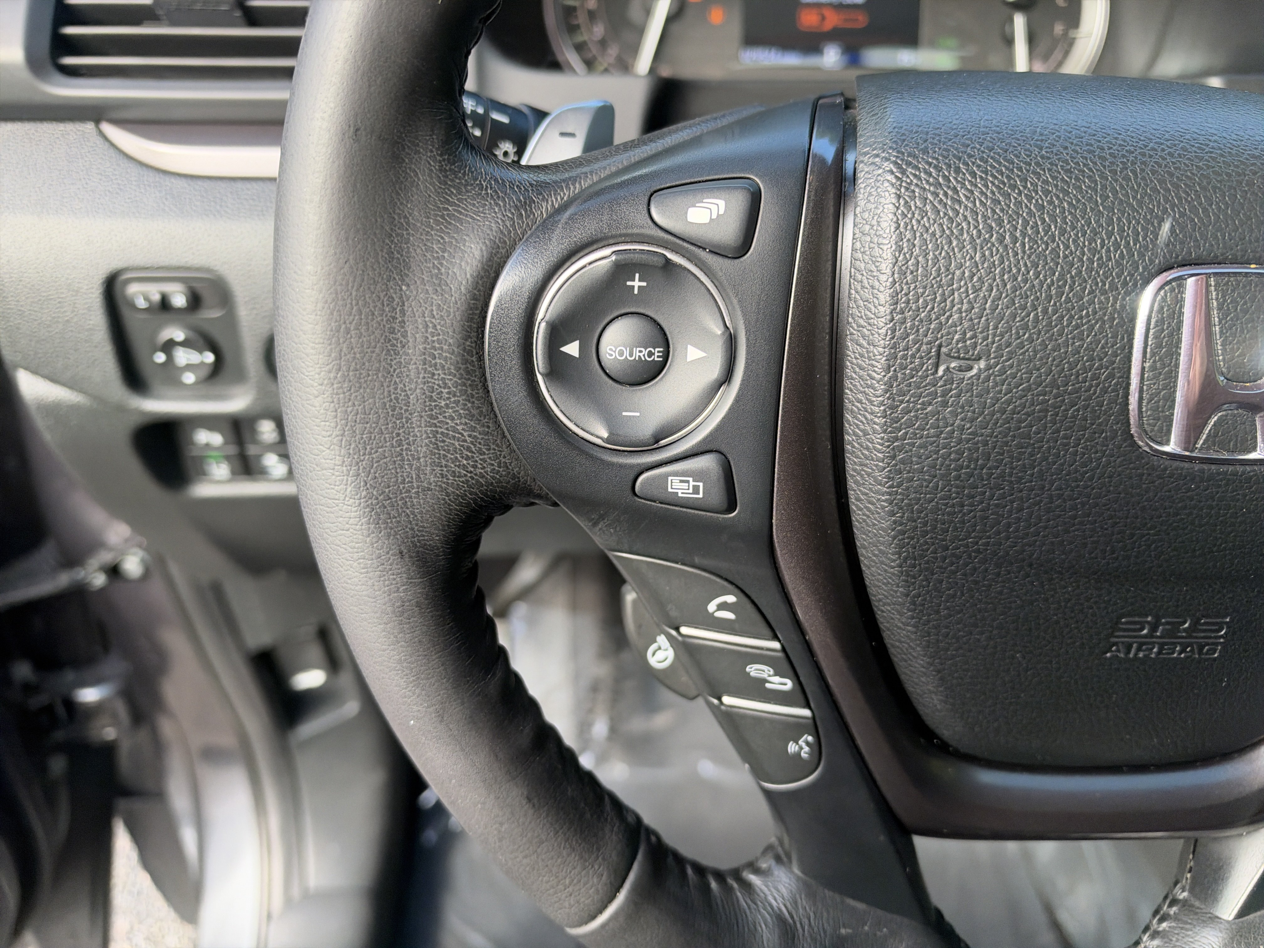 Used 2023 Honda Ridgeline RTL-E image 18