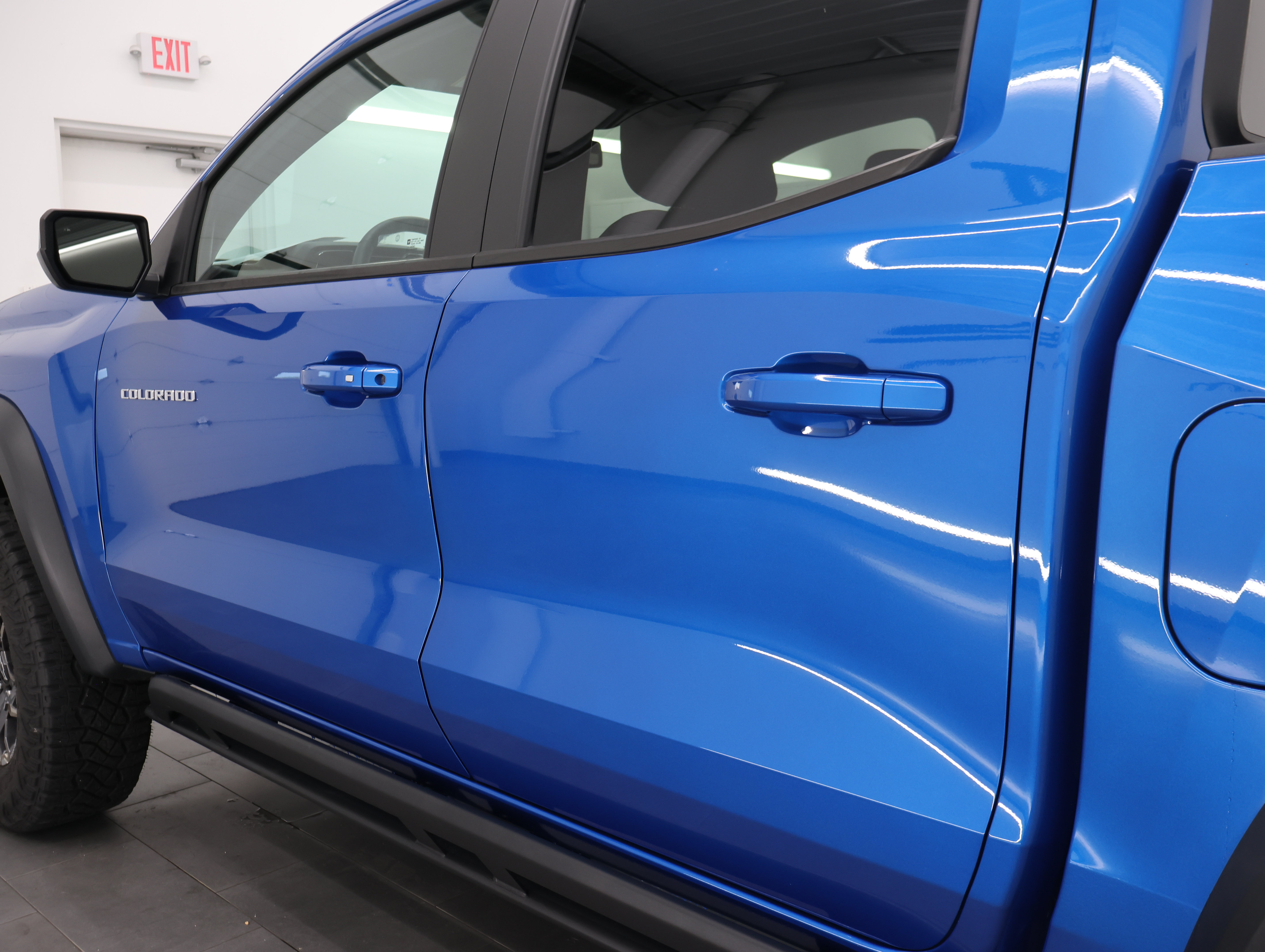 Used 2023 Chevrolet Colorado ZR2 w/ ZR2 Convenience Package III AWD/4WD image 34