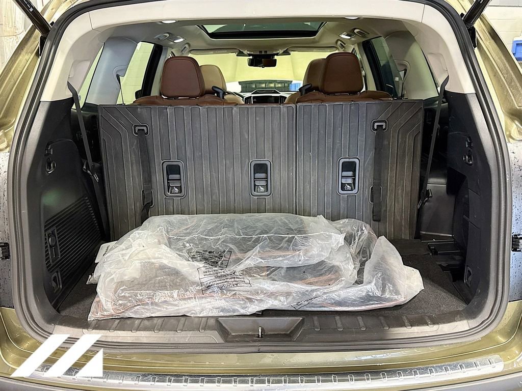 Certified 2025 Subaru Ascent Touring AWD/4WD image 30