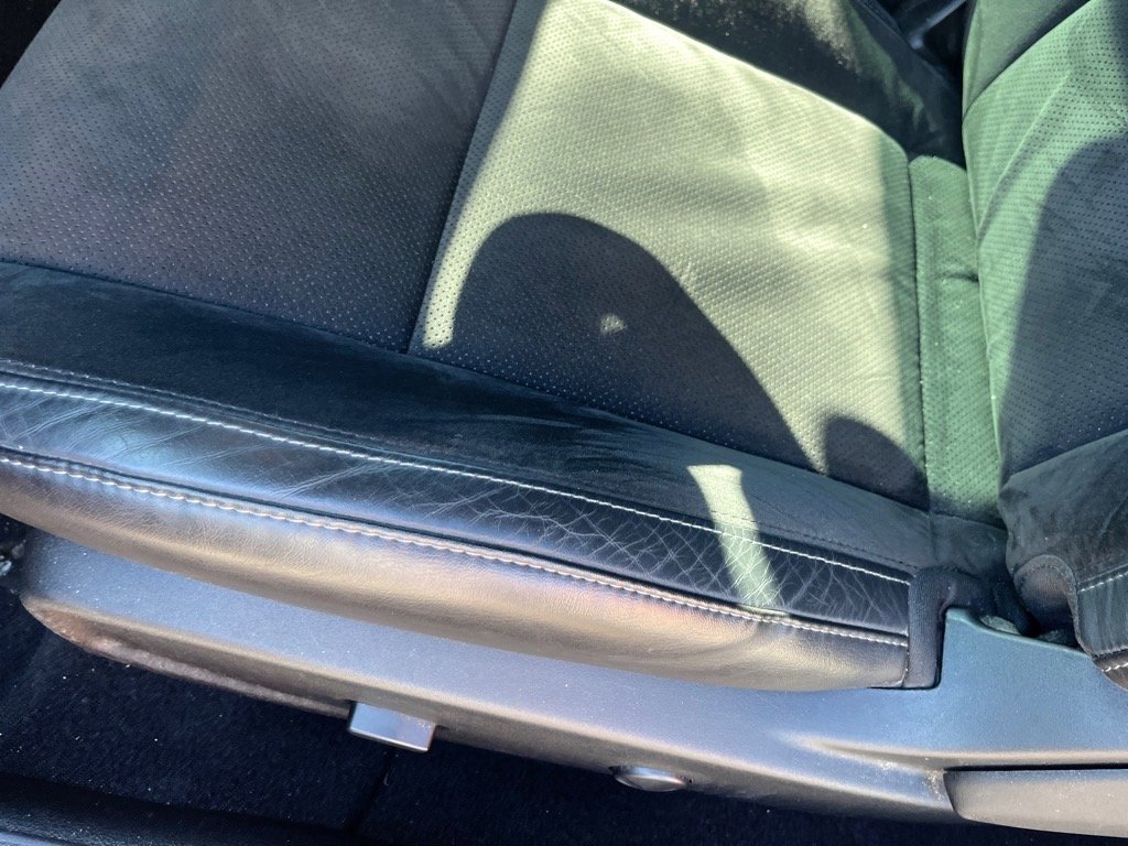 Used 2022 Dodge Challenger R/T w/ Plus Package image 9