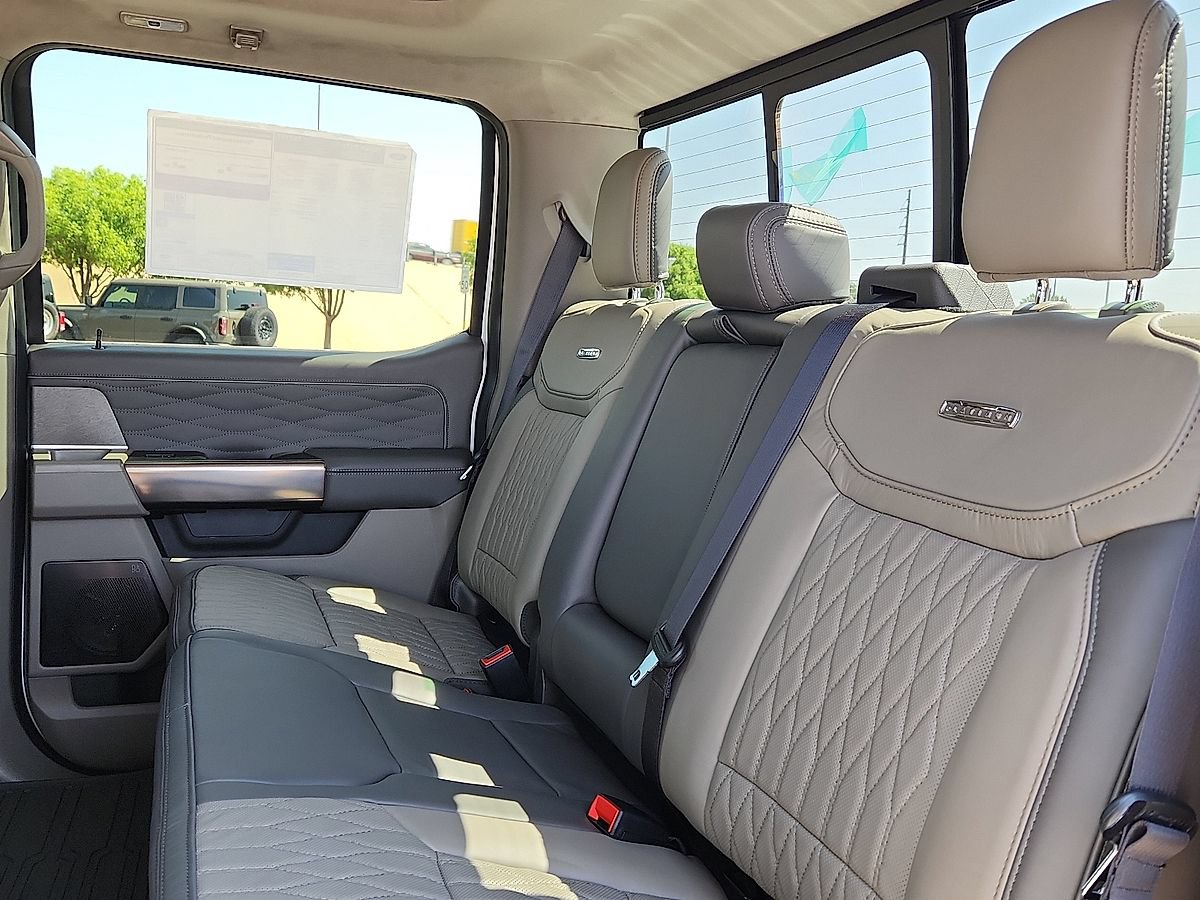 New 2026 Ford F250 Platinum w/ Platinum Plus Package AWD/4WD image 5