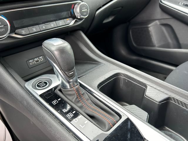 Certified 2023 Nissan Sentra SR w/ Trunk Package FWD image 18