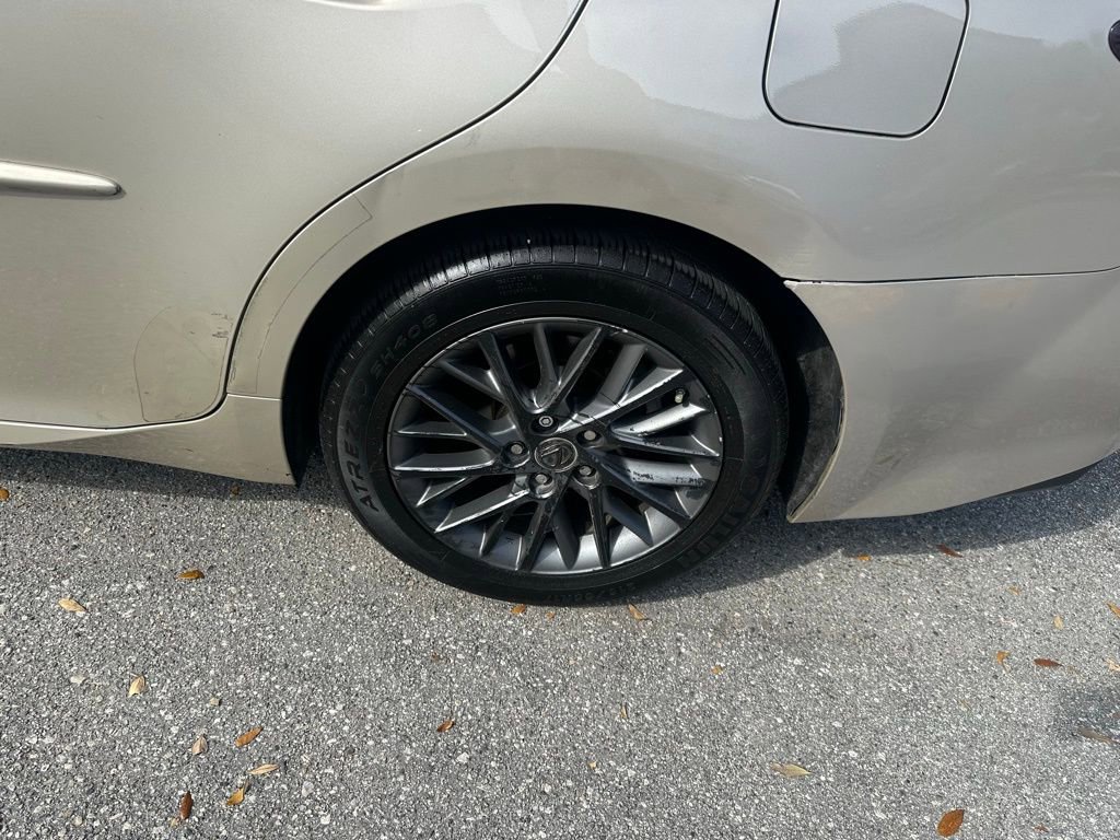 Used 2018 Lexus ES 350 w/ Navigation System Package image 8