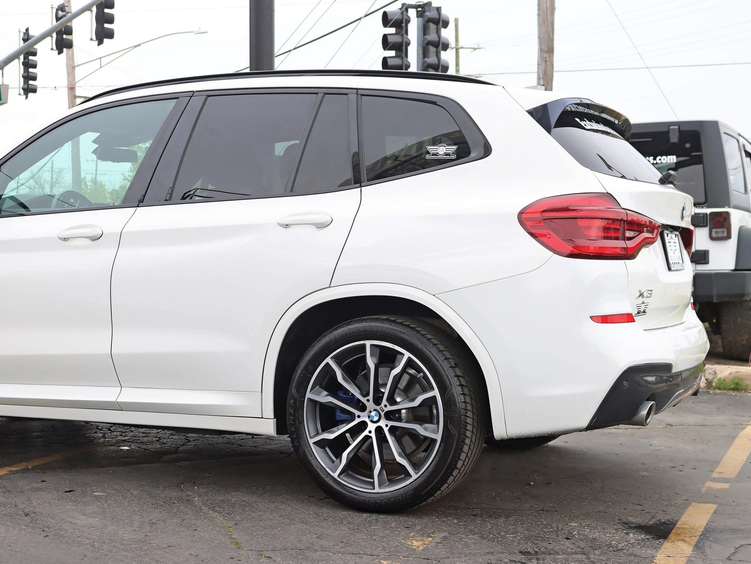 Used 2021 BMW X3 xDrive30e AWD/4WD image 12