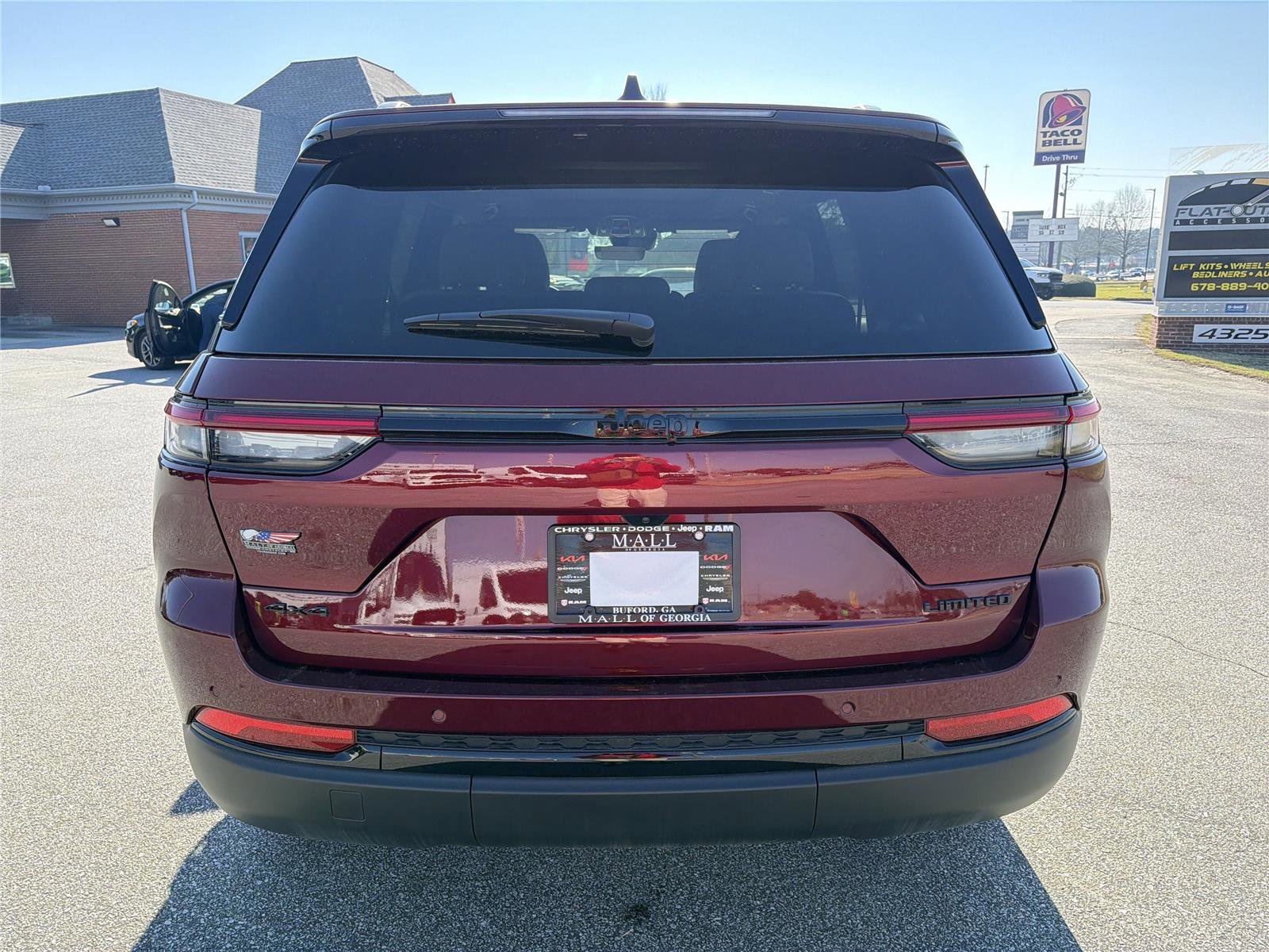 New 2025 Jeep Grand Cherokee Limited w/ Black Appearance Package image 5