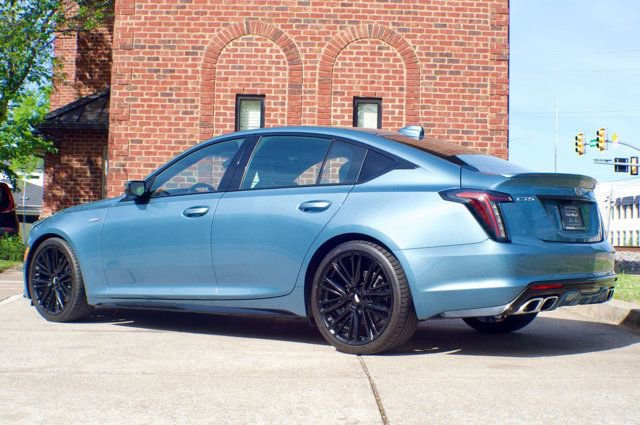 Used 2023 Cadillac CT5 V w/ Premium Package RWD image 7