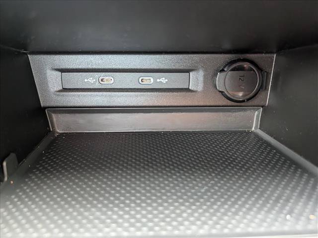 Certified 2023 Volkswagen Taos S FWD image 30