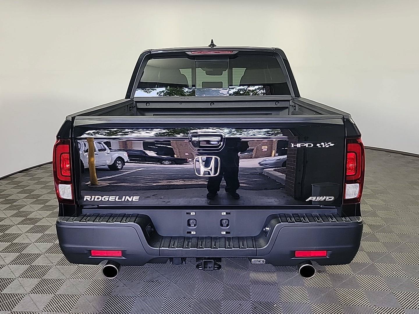 Certified 2023 Honda Ridgeline RTL image 5