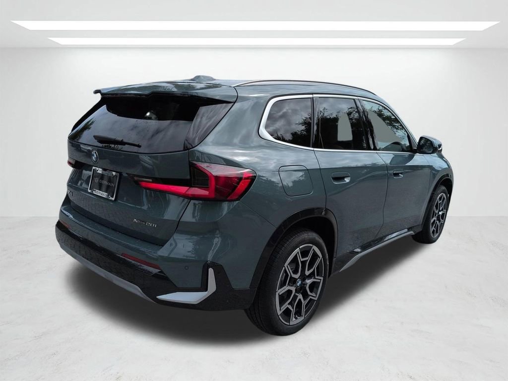 New 2026 BMW X1 xDrive28i w/ Convenience Package AWD/4WD image 4