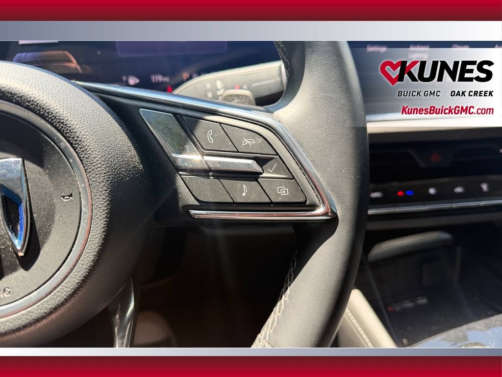 Used 2024 Buick Envision Preferred AWD/4WD image 18