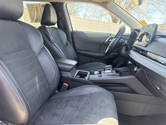 Used 2024 Mitsubishi Outlander SE image 8