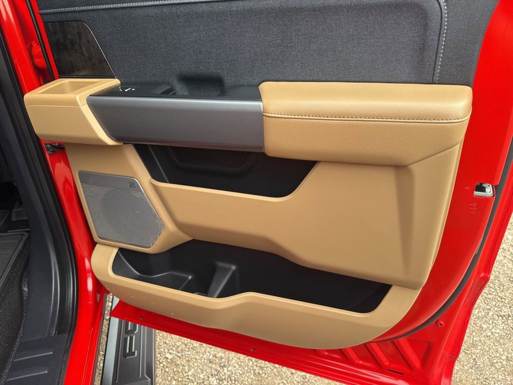 Used 2025 Ford F350 Lariat w/ Lariat Ultimate Package image 34