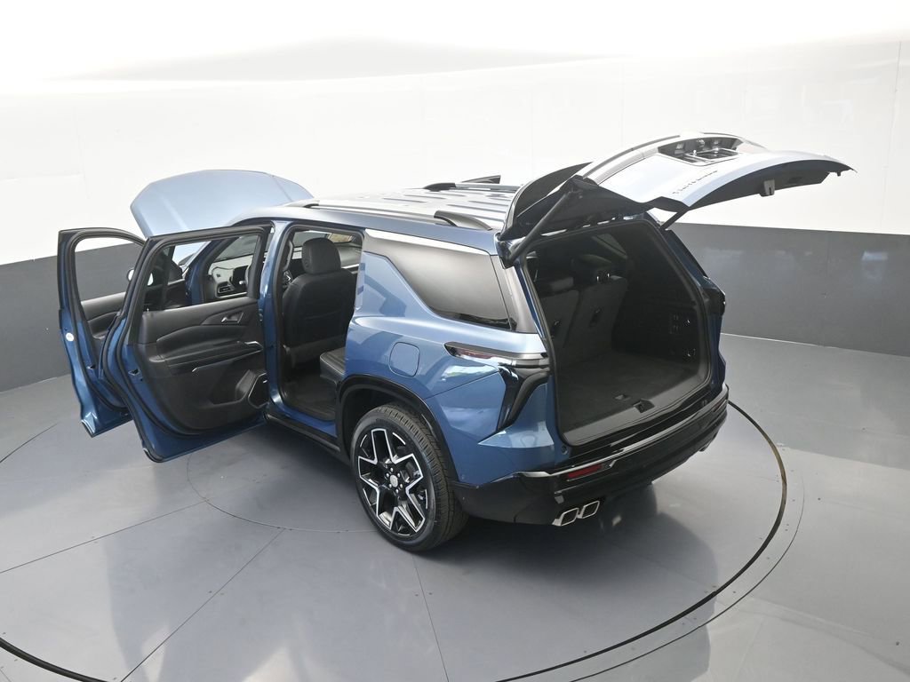 Used 2025 Chevrolet Traverse High Country image 78