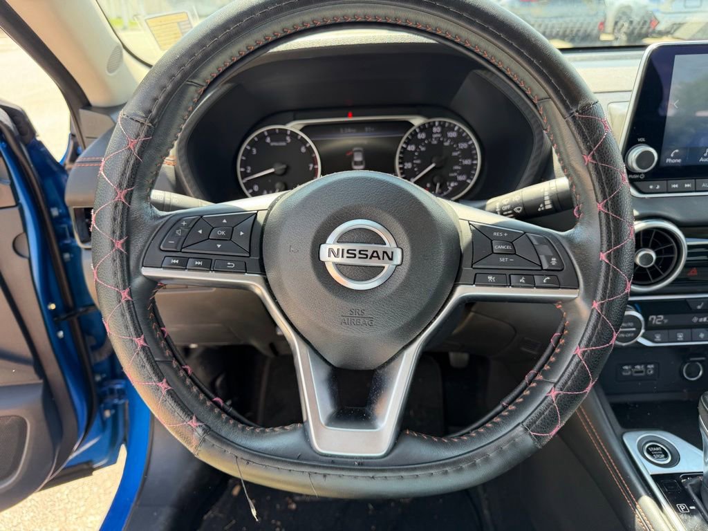 Used 2023 Nissan Sentra SR w/ SR Premium Package FWD image 21
