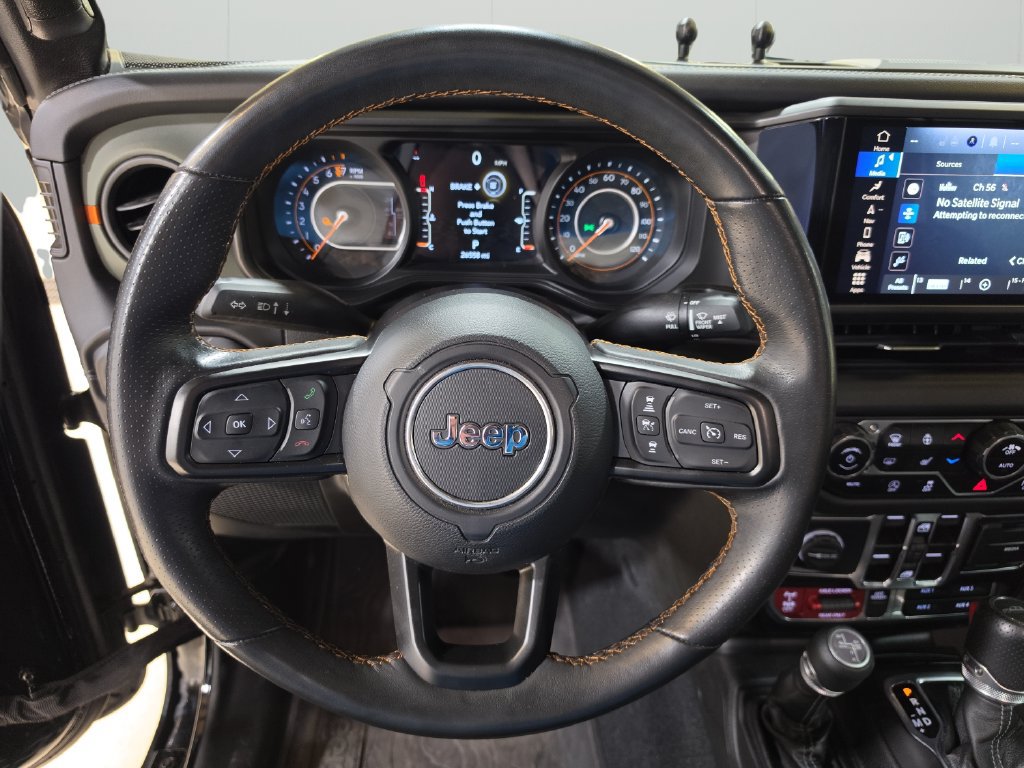 Used 2024 Jeep Gladiator Mojave AWD/4WD image 20