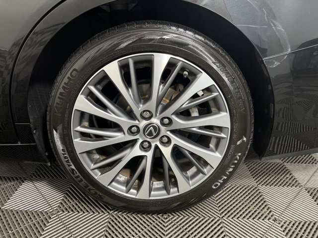Used 2020 Lexus ES 350 w/ Premium Package image 11