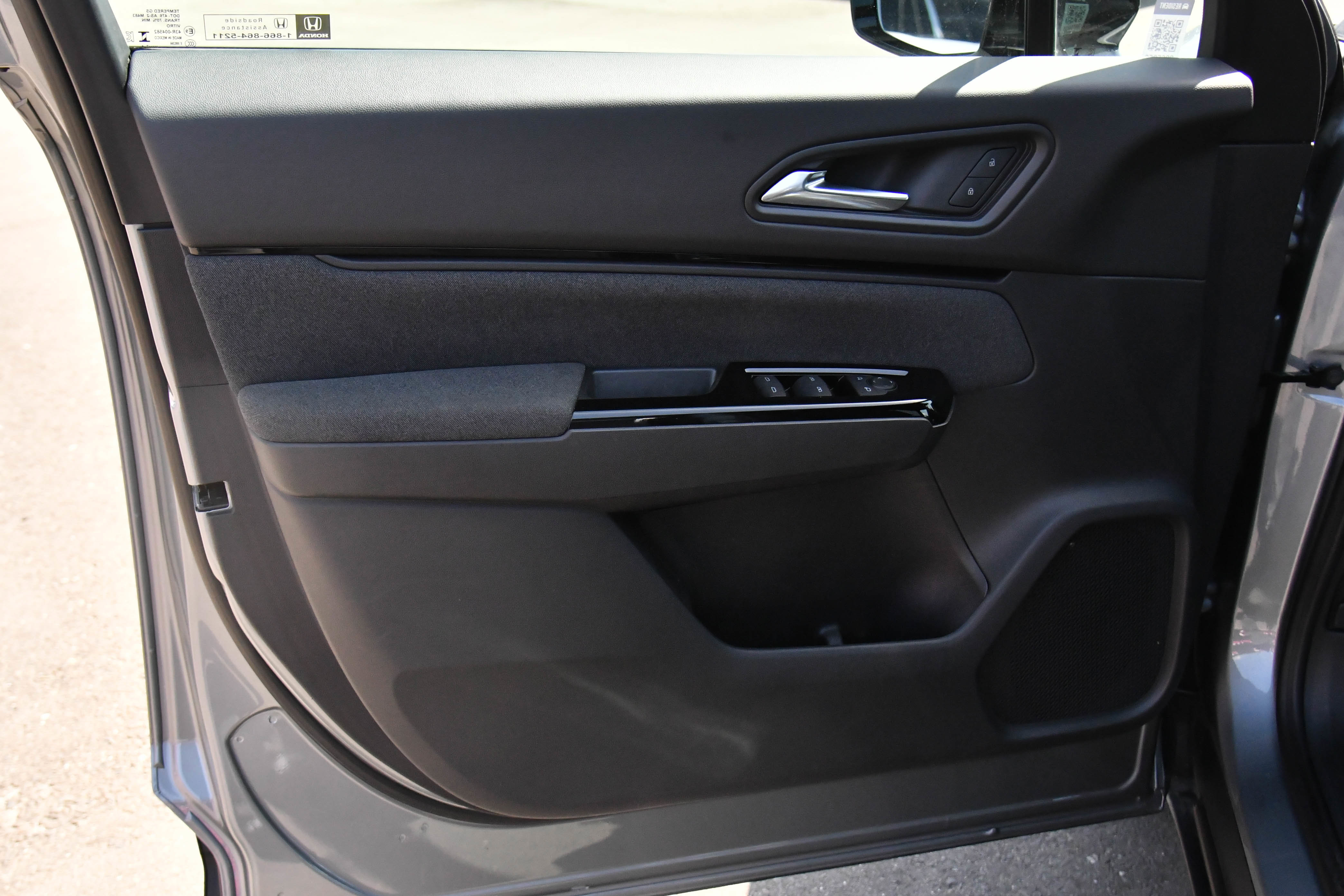 Used 2024 Honda Prologue EX image 14