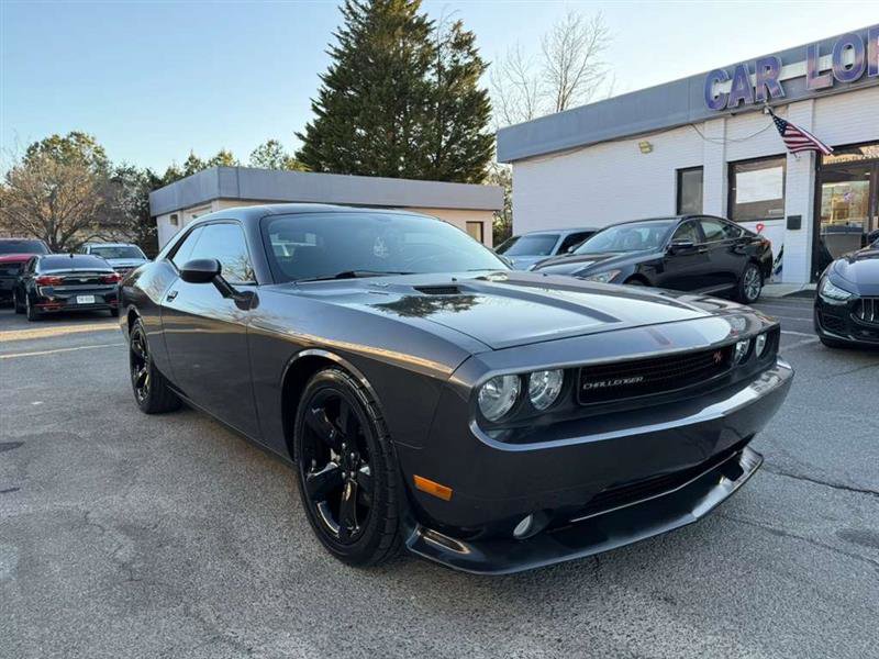 Used 2013 Dodge Challenger R/T w/ Blacktop Pkg image 6