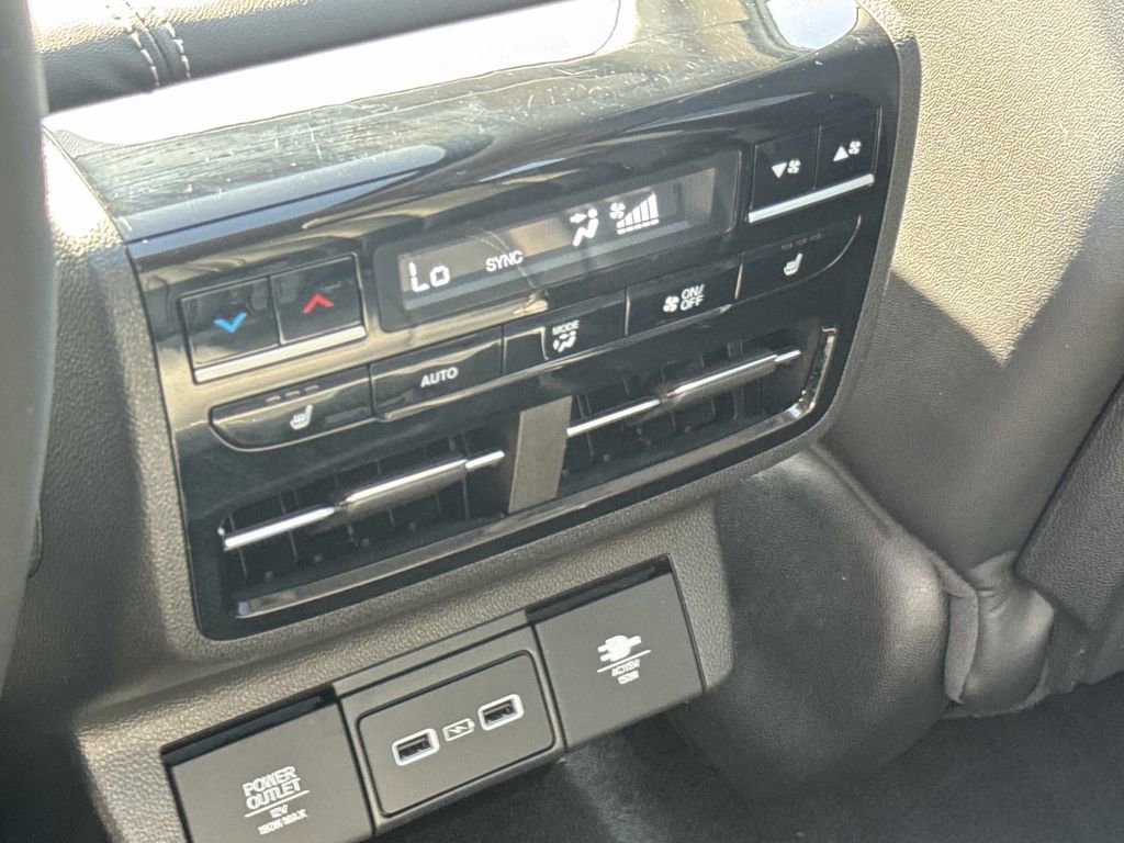 Used 2023 Acura MDX SH-AWD w/ Advance Package image 15