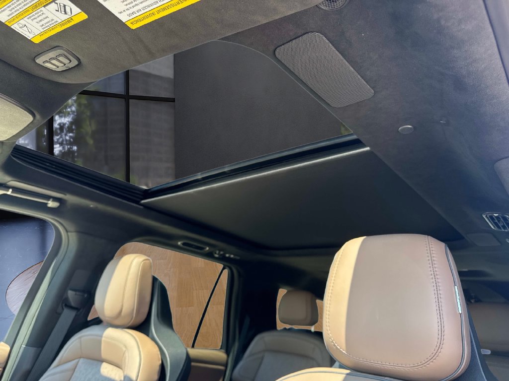 Used 2026 Lincoln Navigator Black Label AWD/4WD image 22