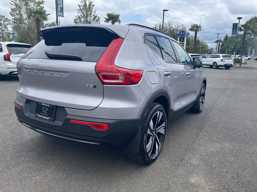 New 2026 Volvo XC40 B5 Ultra w/ Climate Package AWD/4WD image 7