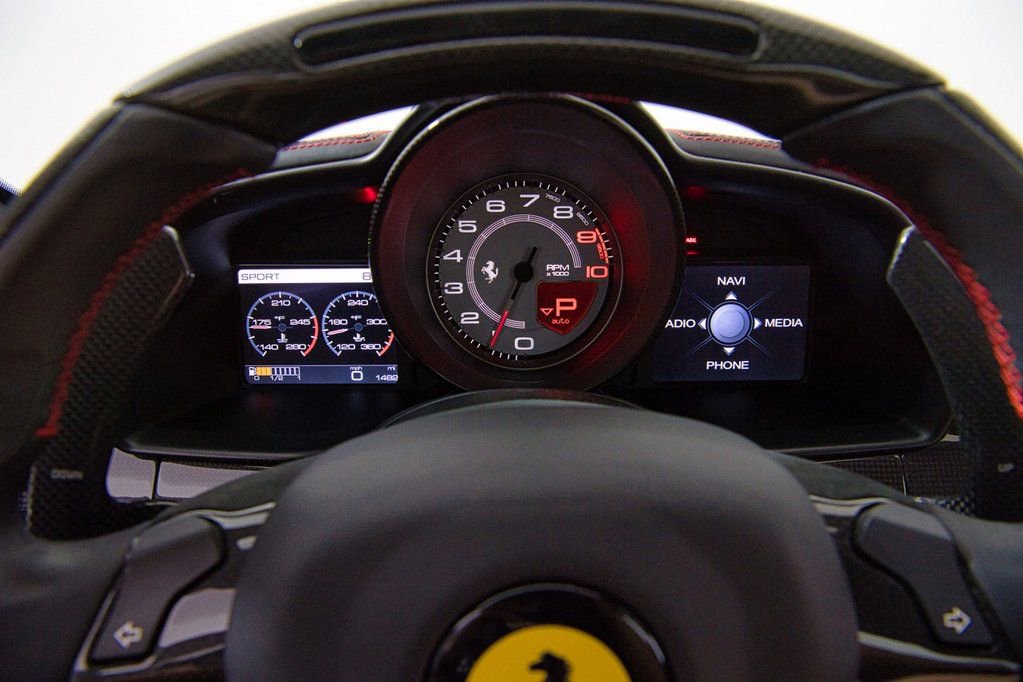 Used 2015 Ferrari 458 Speciale A image 13