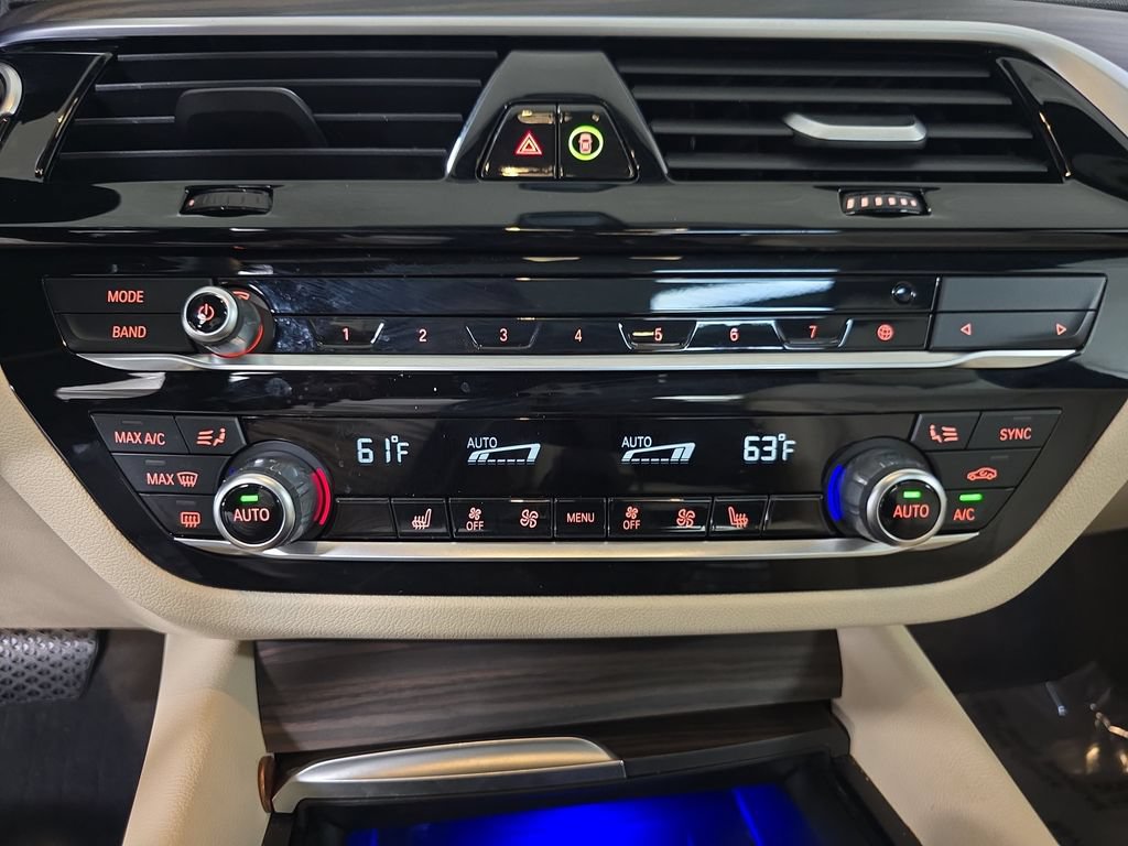Used 2023 BMW 530i w/ Premium Package RWD image 25