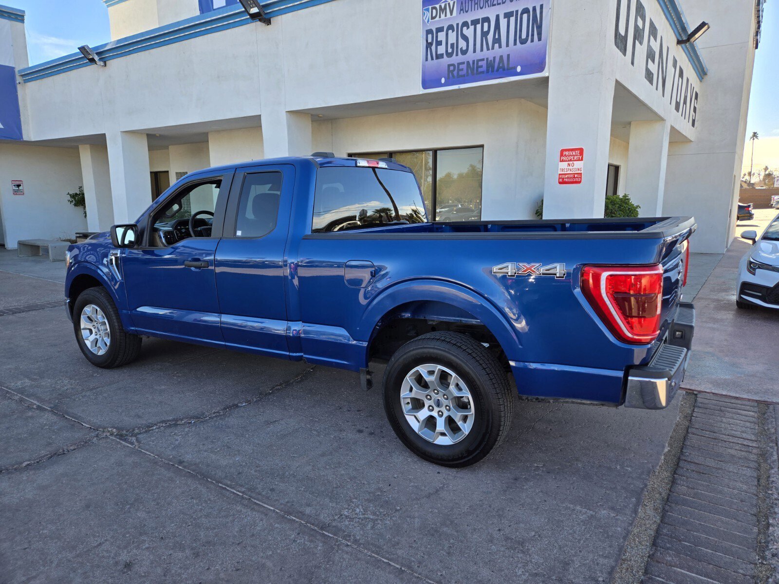 Used 2022 Ford F150 XLT image 3
