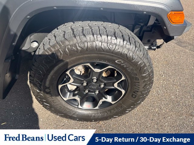 Used 2021 Jeep Wrangler Sport AWD/4WD image 5