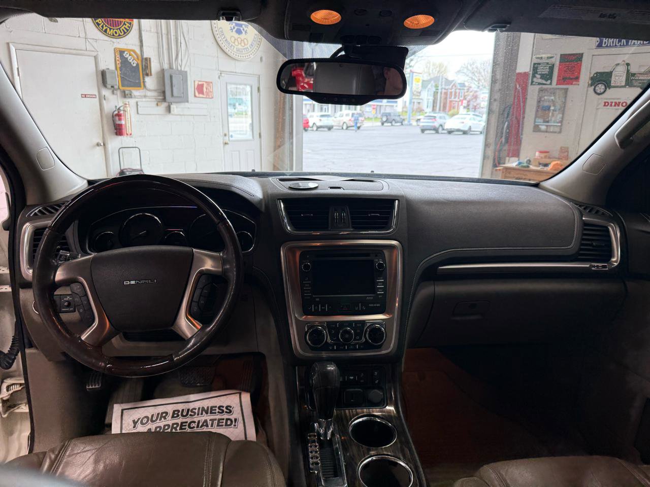 Used 2015 GMC Acadia Denali image 12