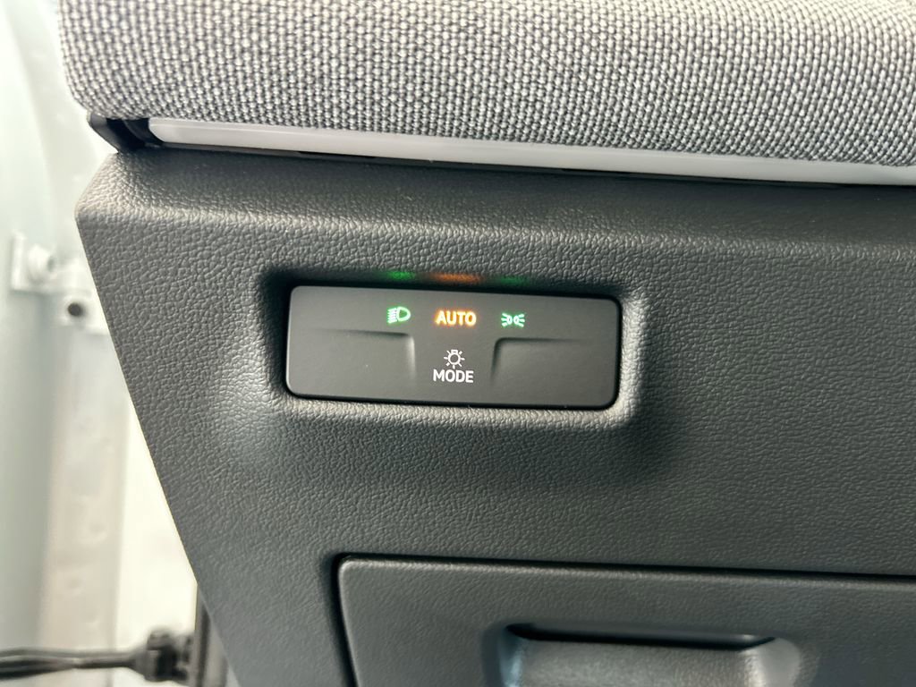 New 2026 Volkswagen Tiguan S image 16