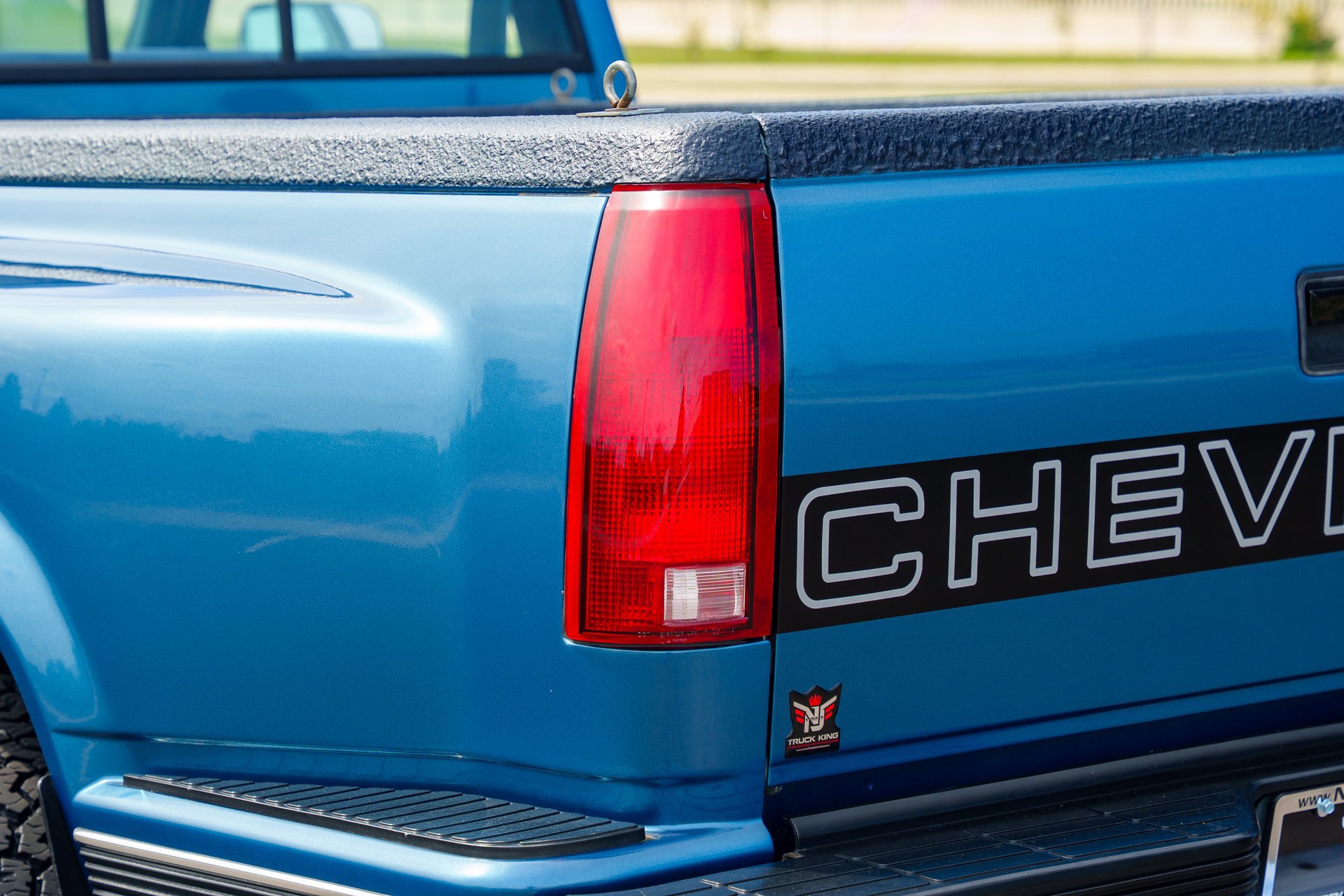 Used 1990 Chevrolet Silverado 1500 4x4 Regular Cab image 30