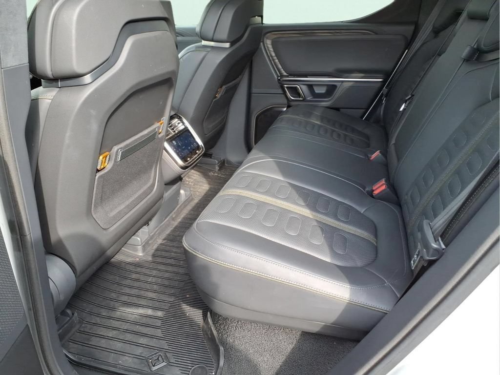Used 2022 Rivian R1T Adventure AWD/4WD image 22