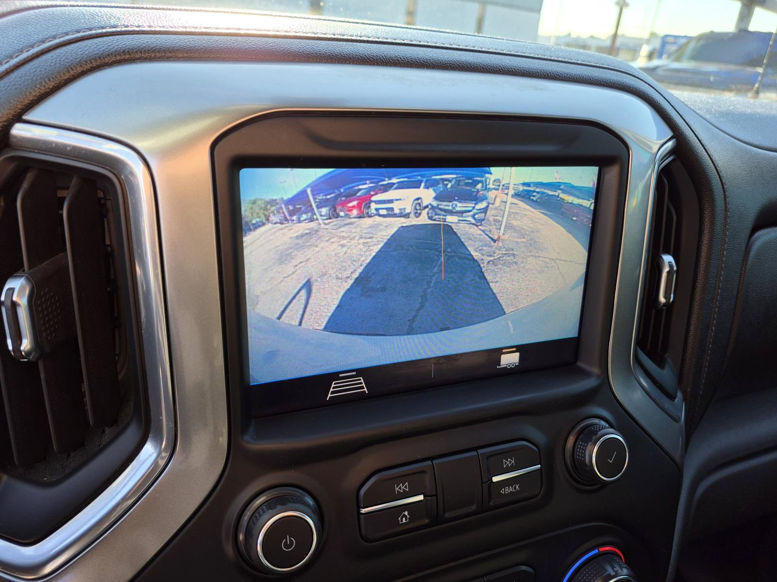 Used 2020 Chevrolet Silverado 1500 LT w/ Texas Edition AWD/4WD image 24