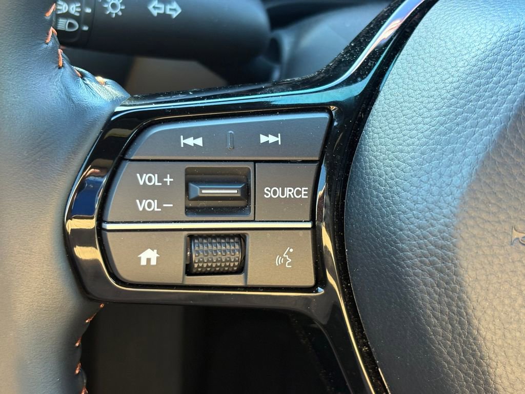 Used 2025 Honda HR-V Sport image 26