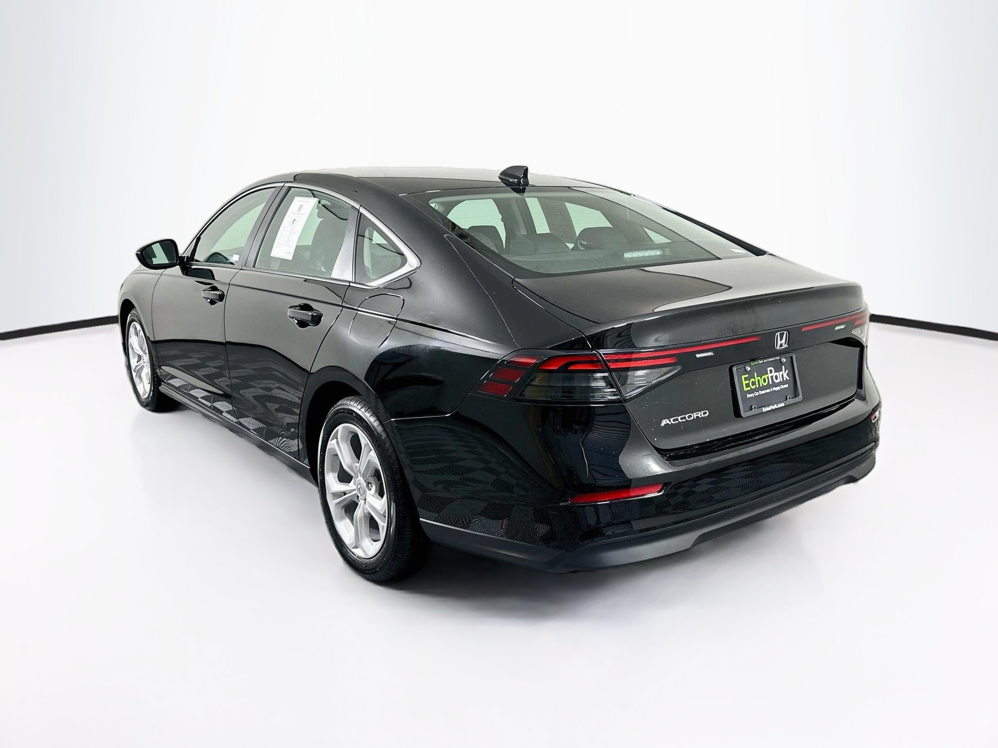Used 2025 Honda Accord LX image 5