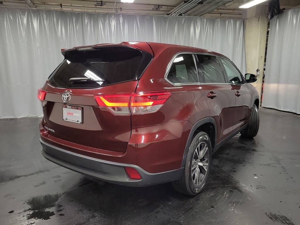 Used 2019 Toyota Highlander LE image 8