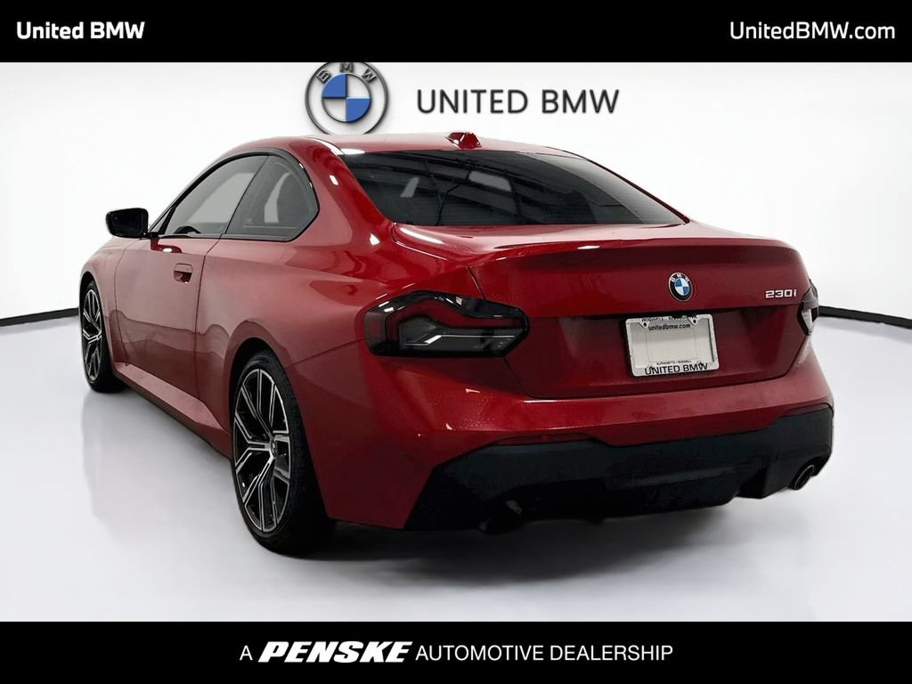 Used 2024 BMW 230i Coupe w/ Convenience Package RWD image 7