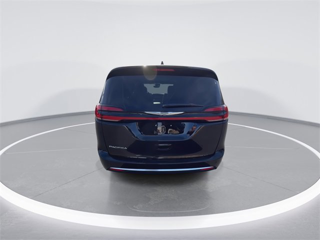New 2026 Chrysler Pacifica Pinnacle image 7