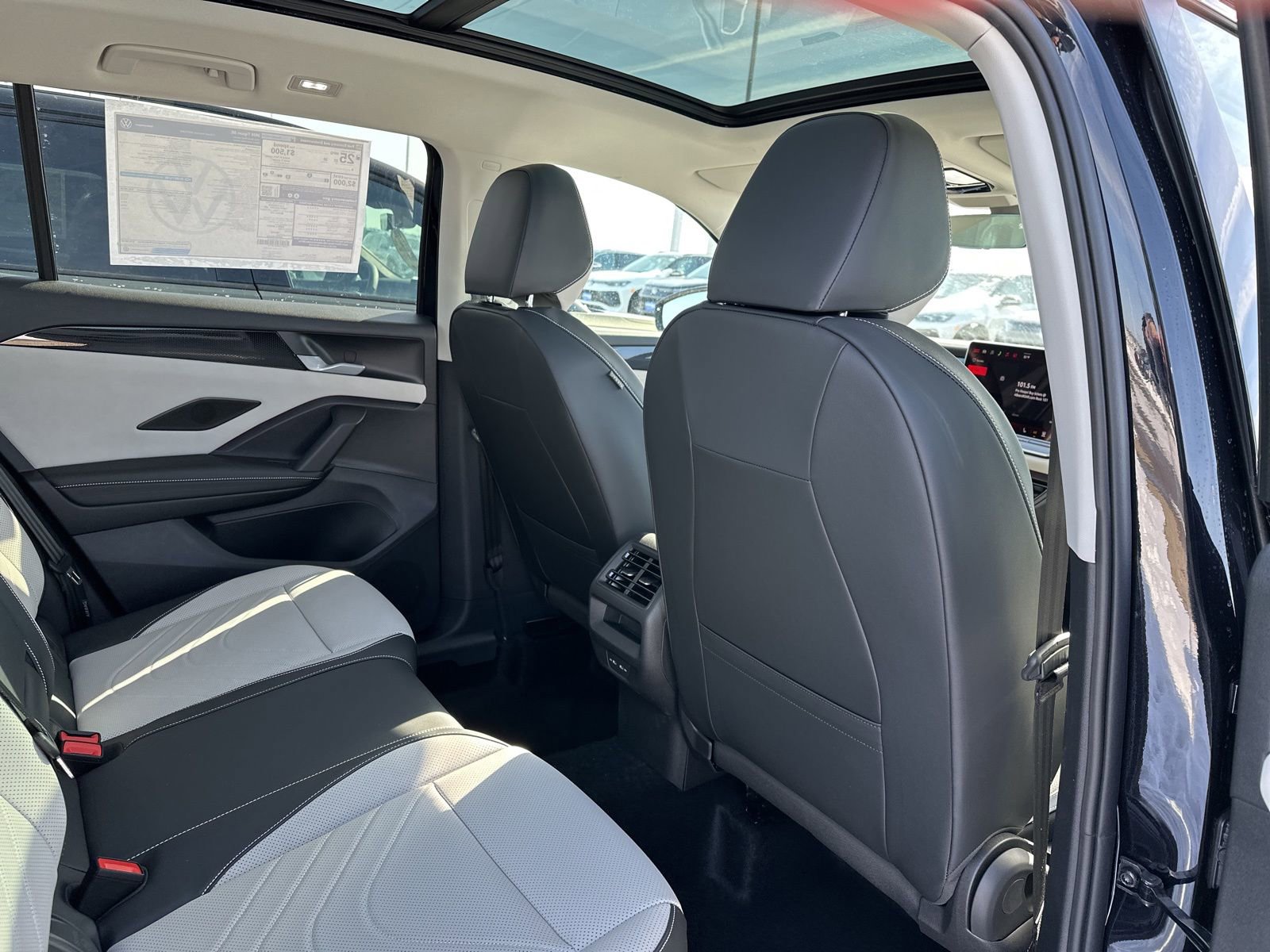 New 2026 Volkswagen Tiguan SE AWD/4WD image 26