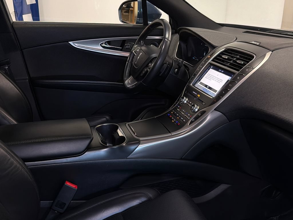 Used 2019 Lincoln Nautilus Reserve AWD/4WD image 8