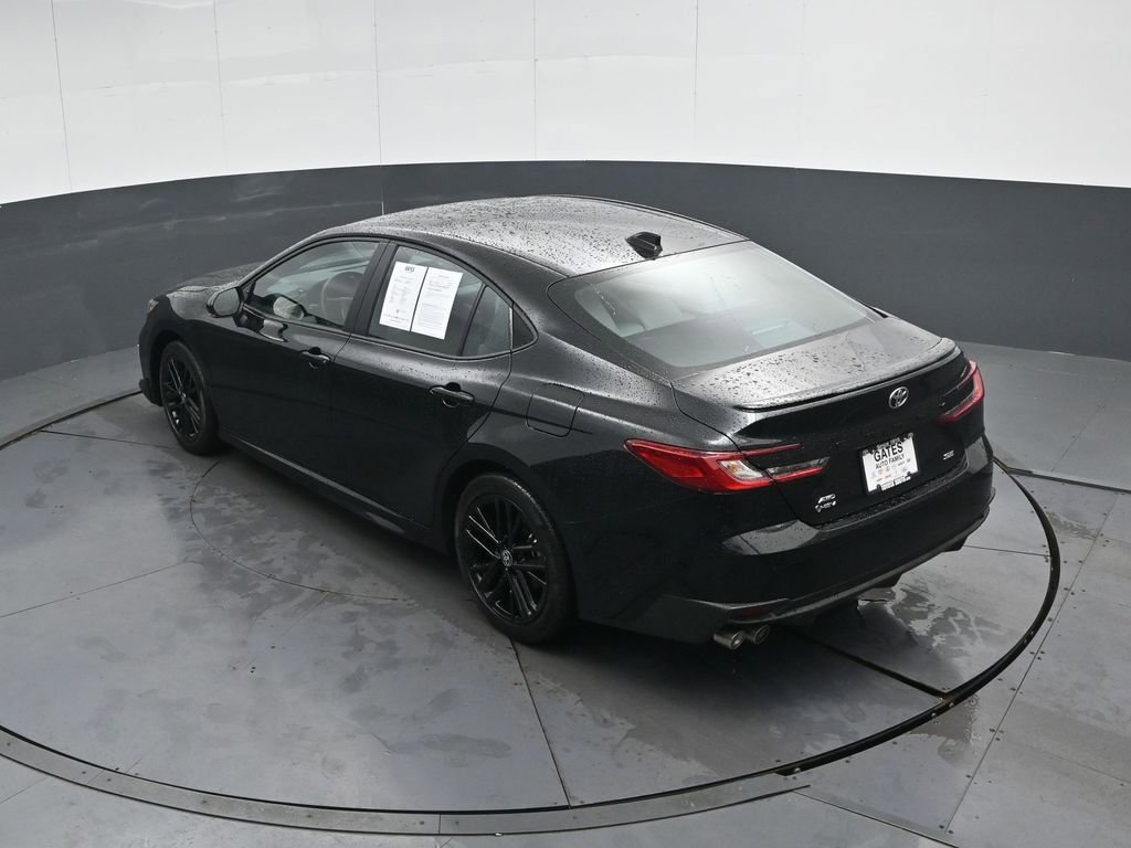 Used 2025 Toyota Camry SE image 46