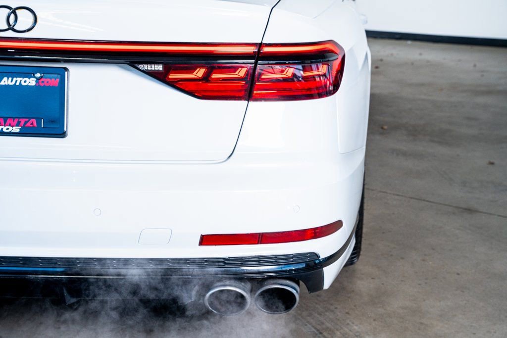 Used 2020 Audi S8 L w/ S8 Executive Package image 27