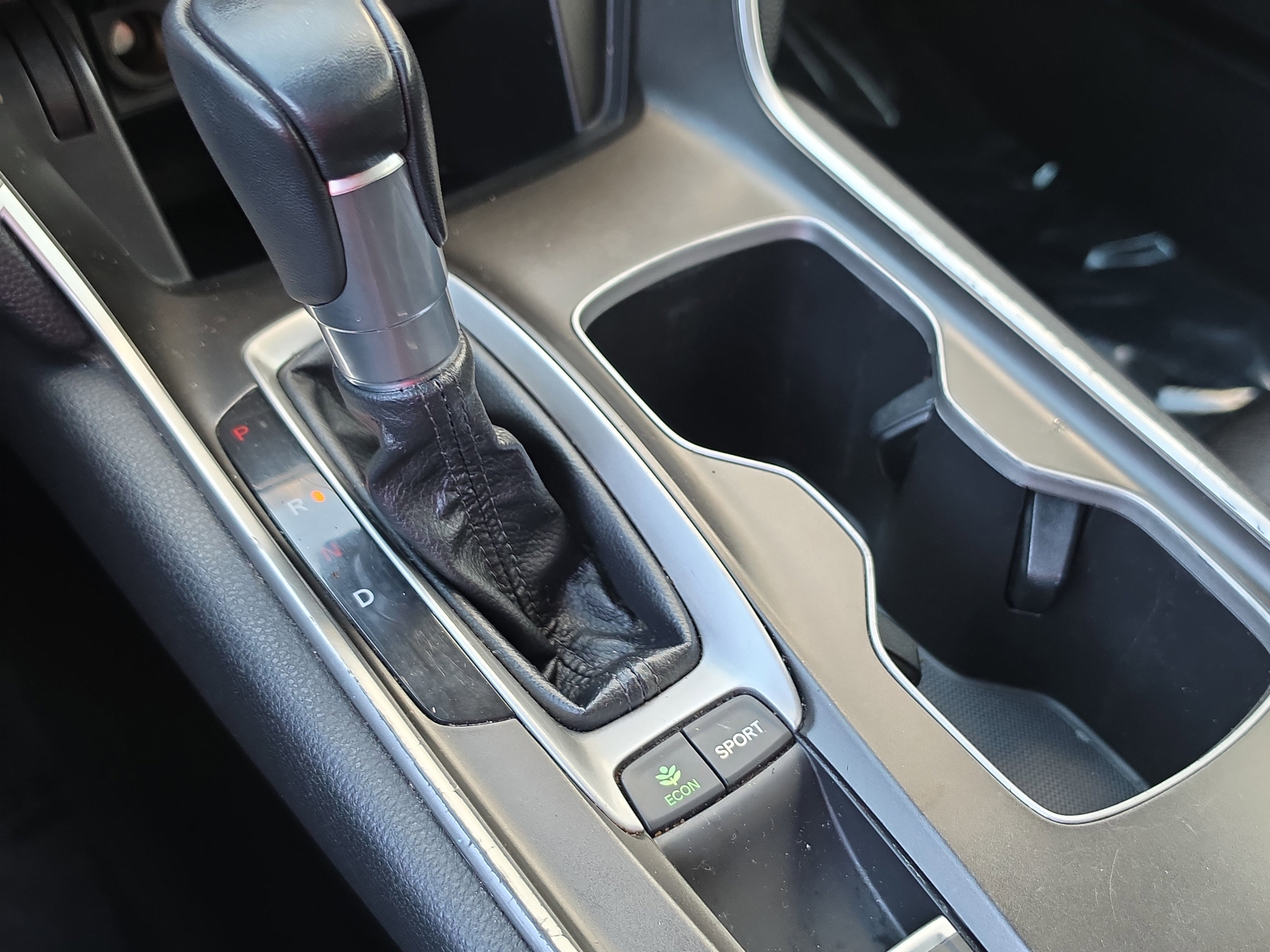 Used 2020 Honda Accord Sport image 29