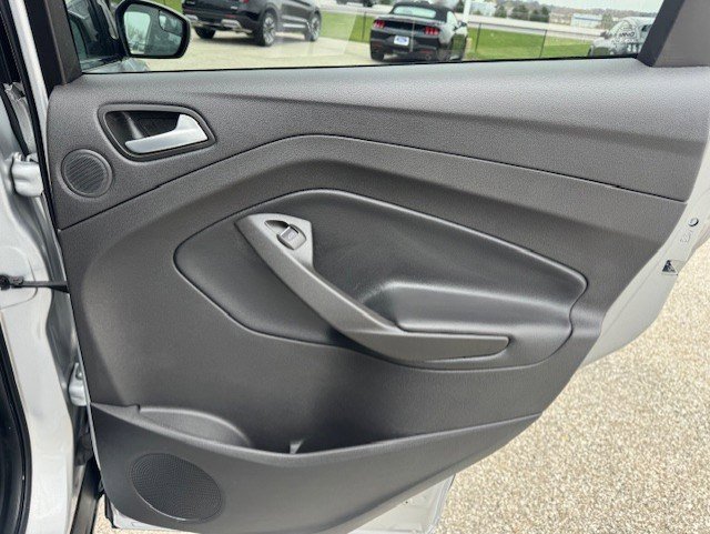 Used 2019 Ford Escape Titanium image 30