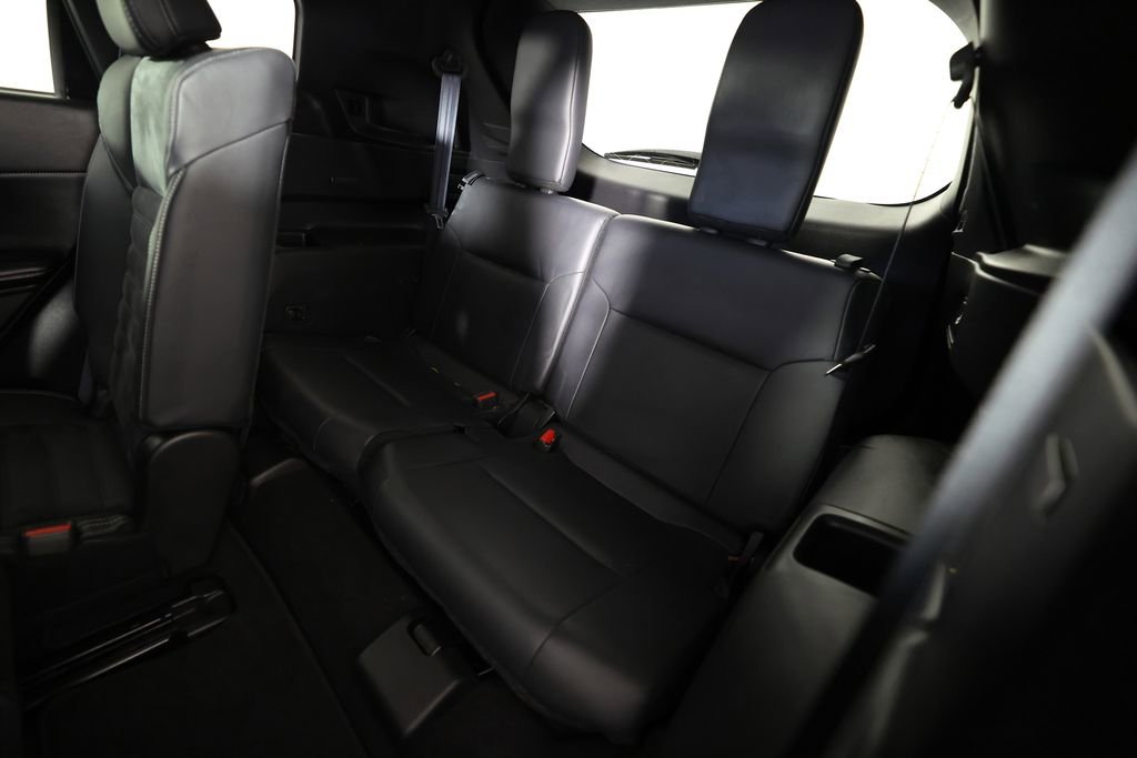 Used 2022 Mitsubishi Outlander SE image 16
