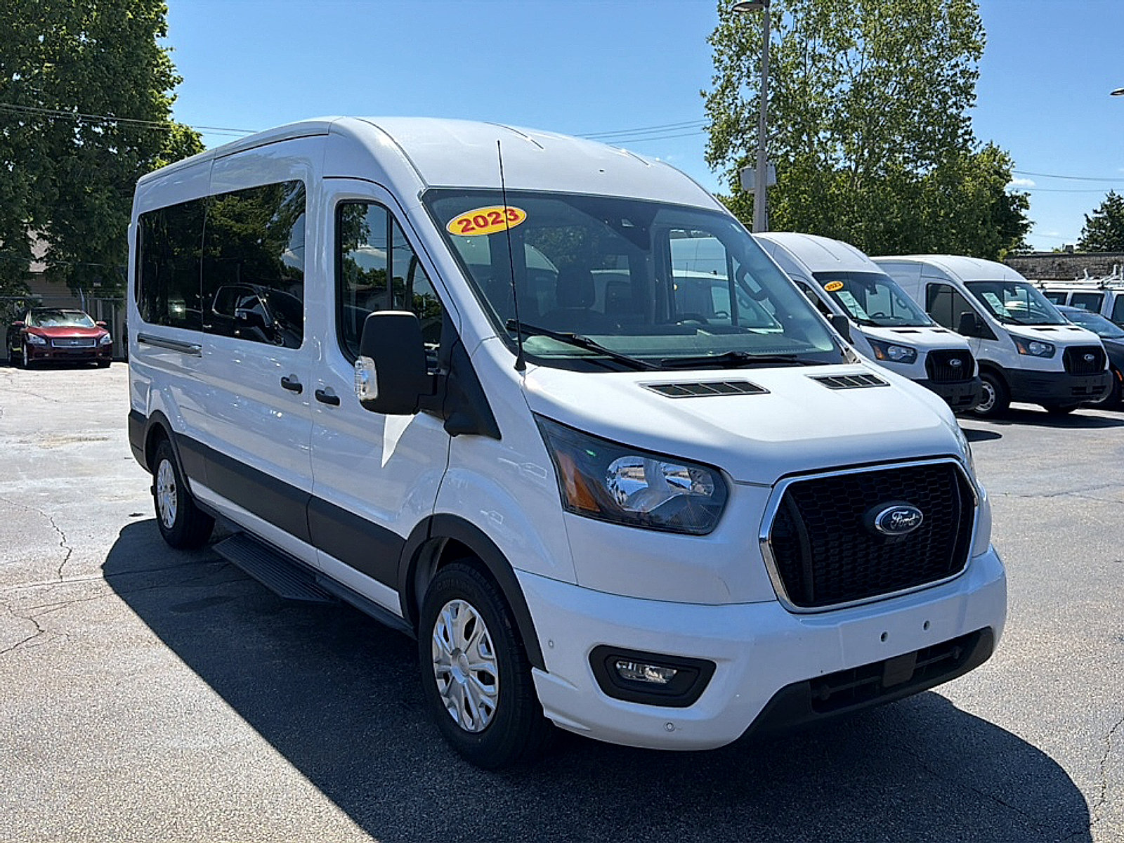 Used 2023 Ford Transit 350 XLT RWD image 1