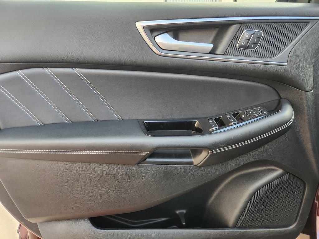 Used 2018 Ford Edge Sport w/ Equipment Group 401A AWD/4WD image 23
